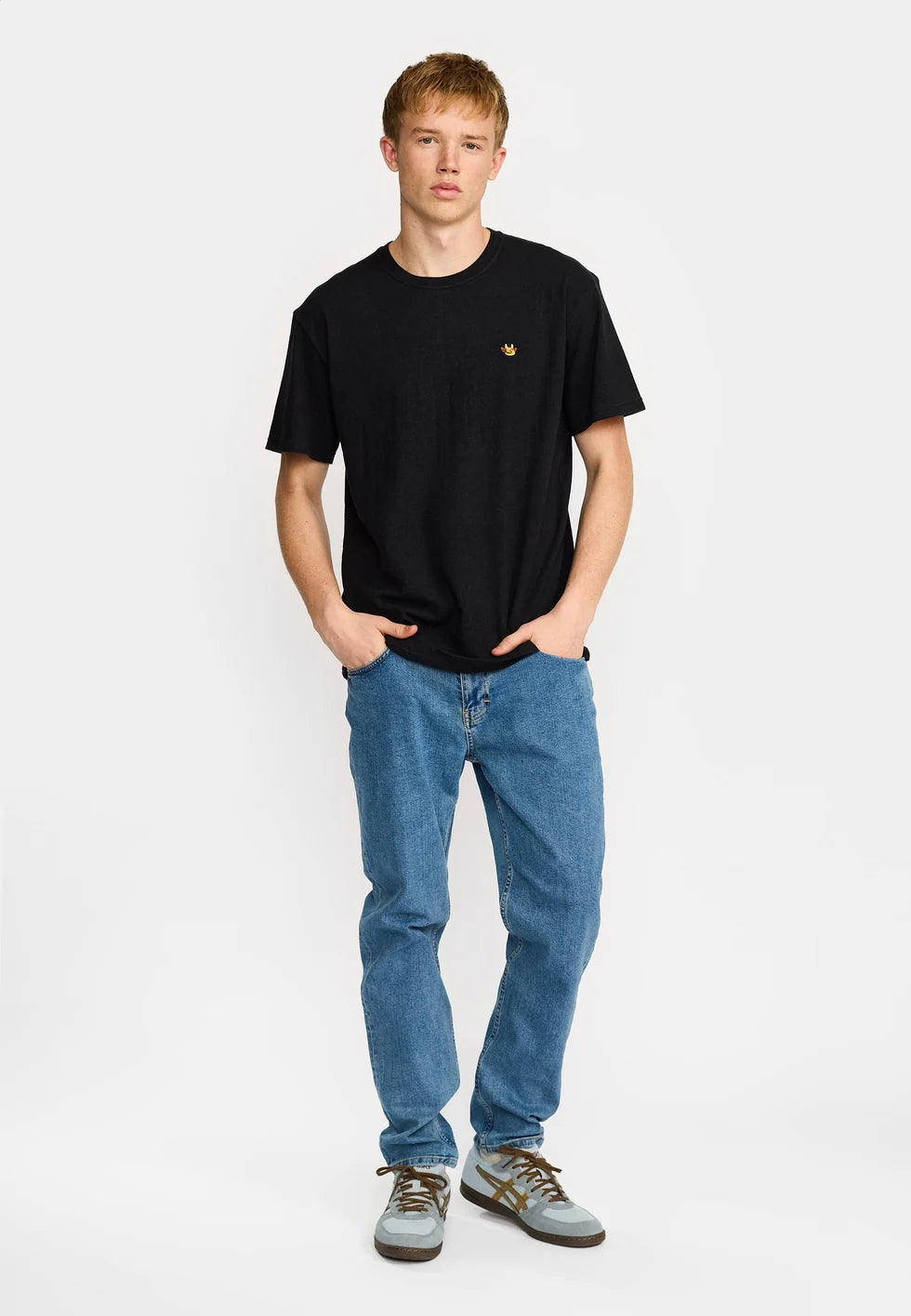 6902915