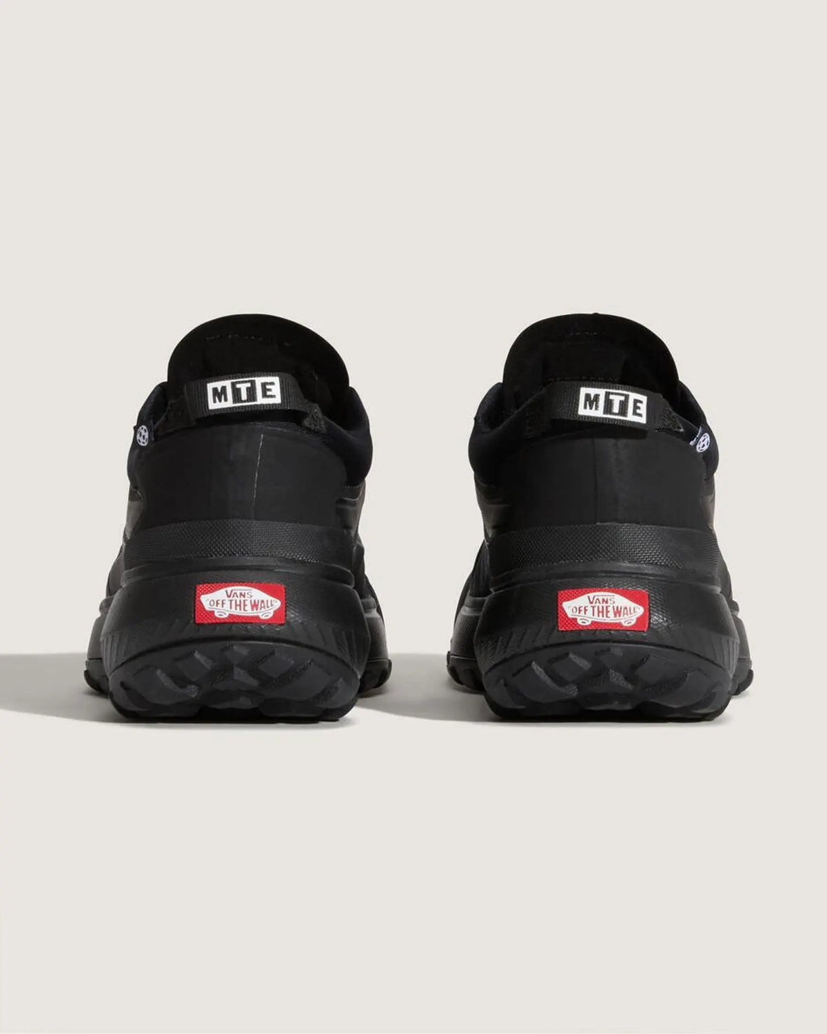 6880620
